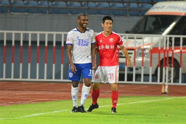 杭州绿城首次胜利，队伍士气高涨(形容队伍士气高涨)