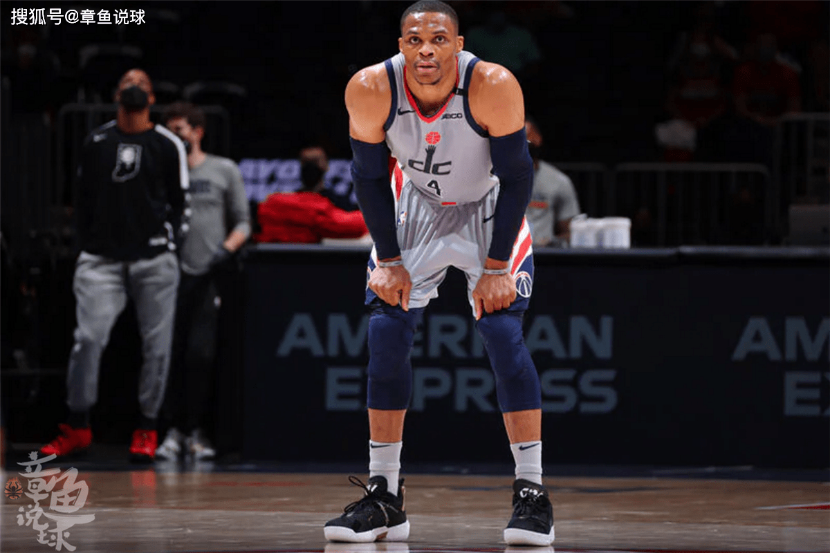 关于奇才取胜，取得季后赛前进宝贵一步的信息